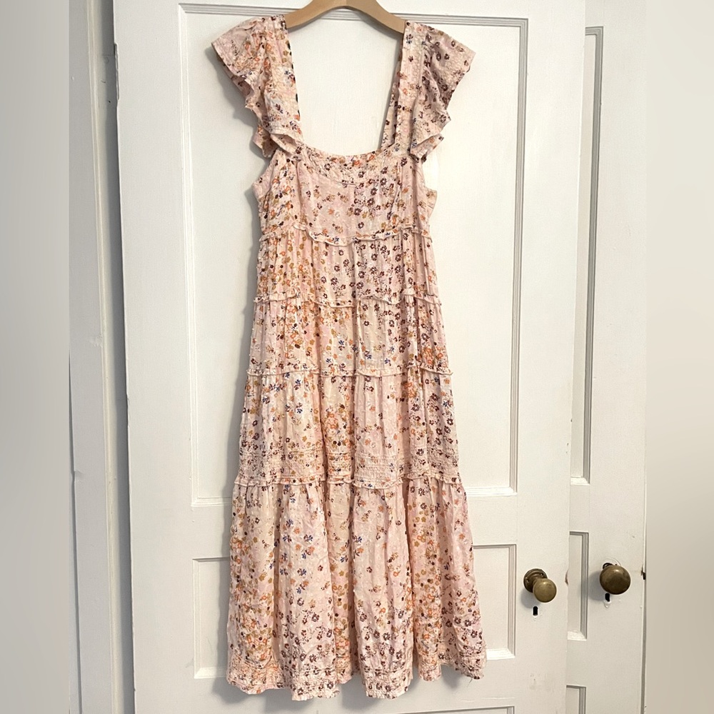 NWT Karlie Floral Swiss Dot Tier Dress Large